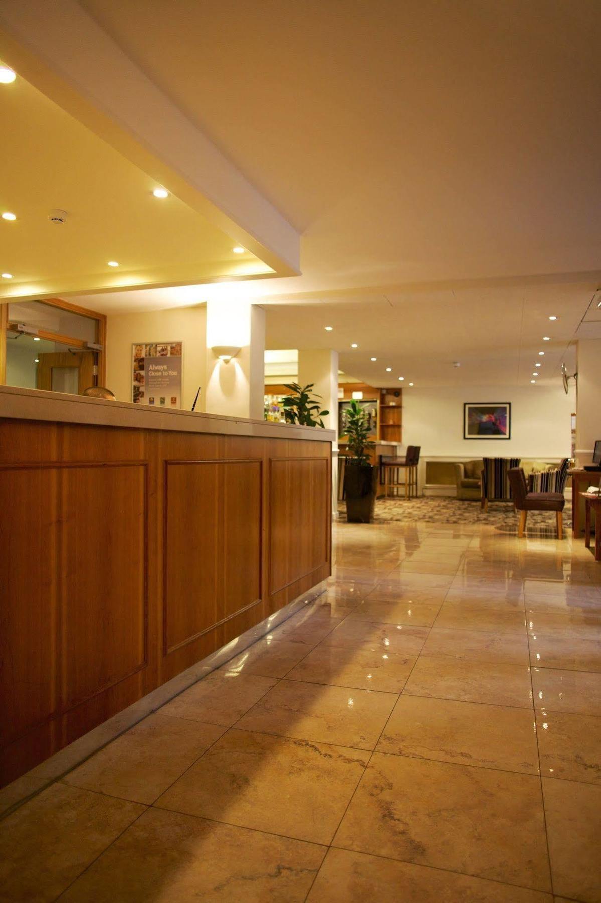 Quality Hotel Hampstead Лондон Екстериор снимка