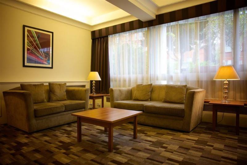 Quality Hotel Hampstead Лондон Екстериор снимка